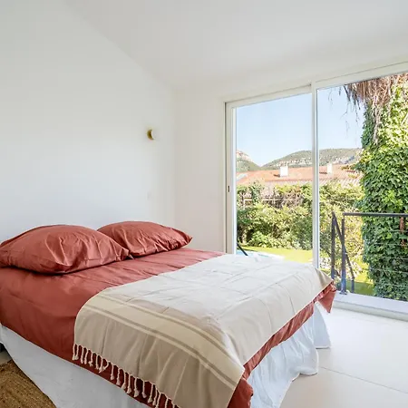 Des Ecoles Par Dodo A Apartment